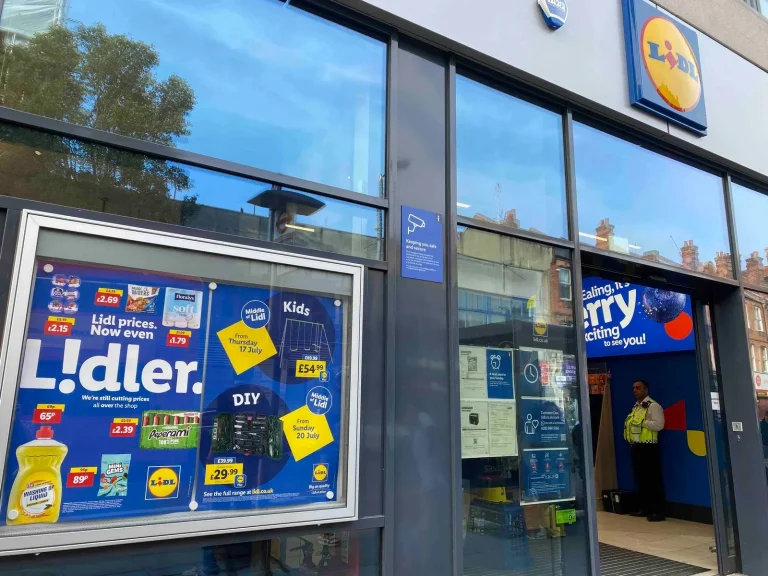 Lidl u Velikoj Britaniji ulaže oko 924 miliona KM u niže cijene